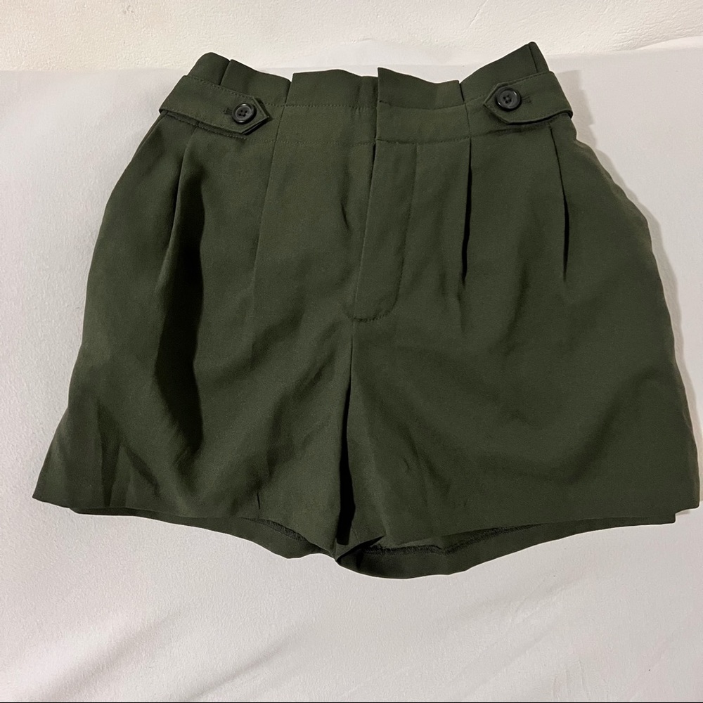 NWOT Banana Republic High waisted shorts